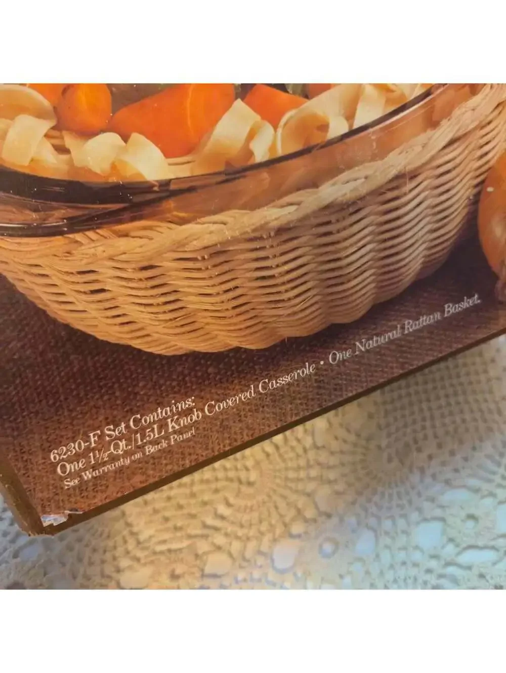 Vintage Pyrex Fireside Naturals Casserole Dish w/ Lid and Basket *NEW*